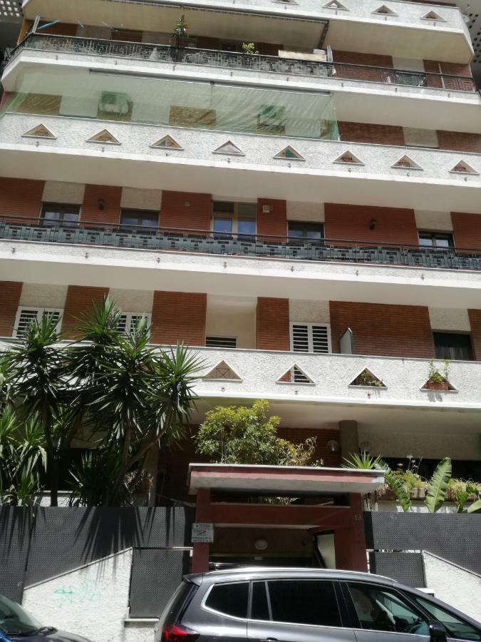 1964 Appartement Bari Buitenkant foto